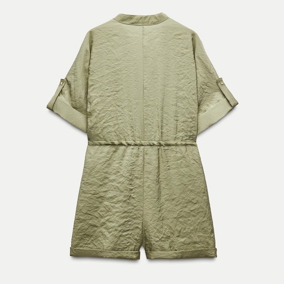 Zara - green flowy romper - Picture 5 of 5